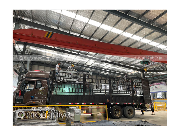 供應鹽城現(xiàn)代候車亭發(fā)貨案例配圖三