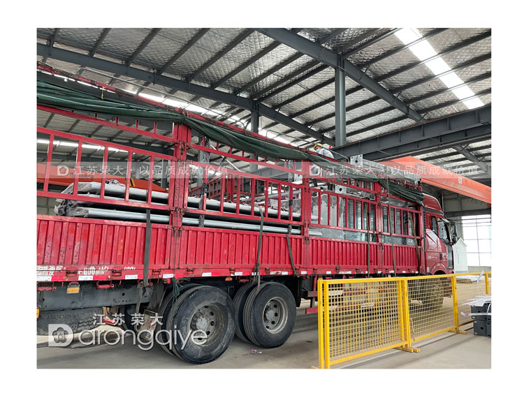 榮大供應(yīng)鹽城現(xiàn)代公交候車亭發(fā)貨第七批