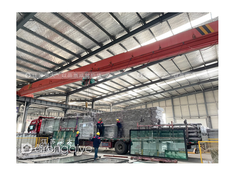 第二批公交站臺候車亭發(fā)貨案例配圖一