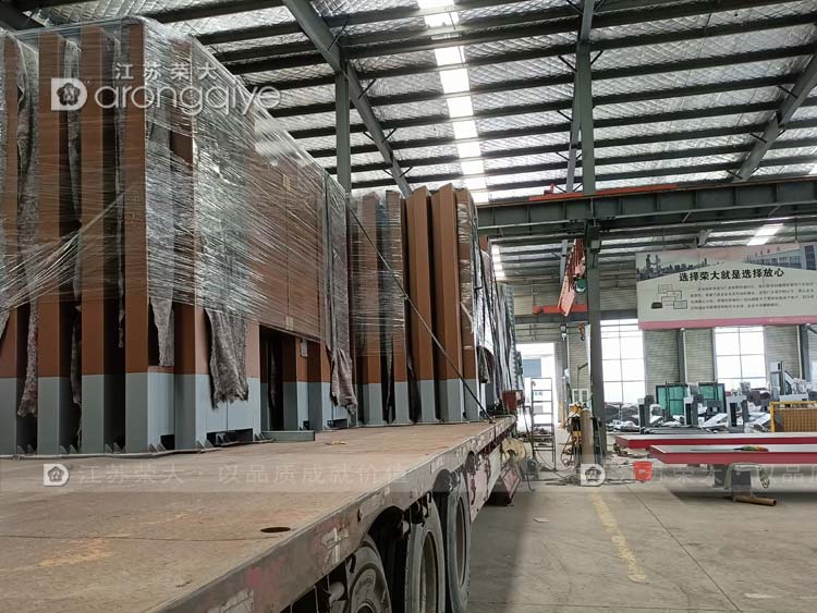 廣東候車亭發貨案例